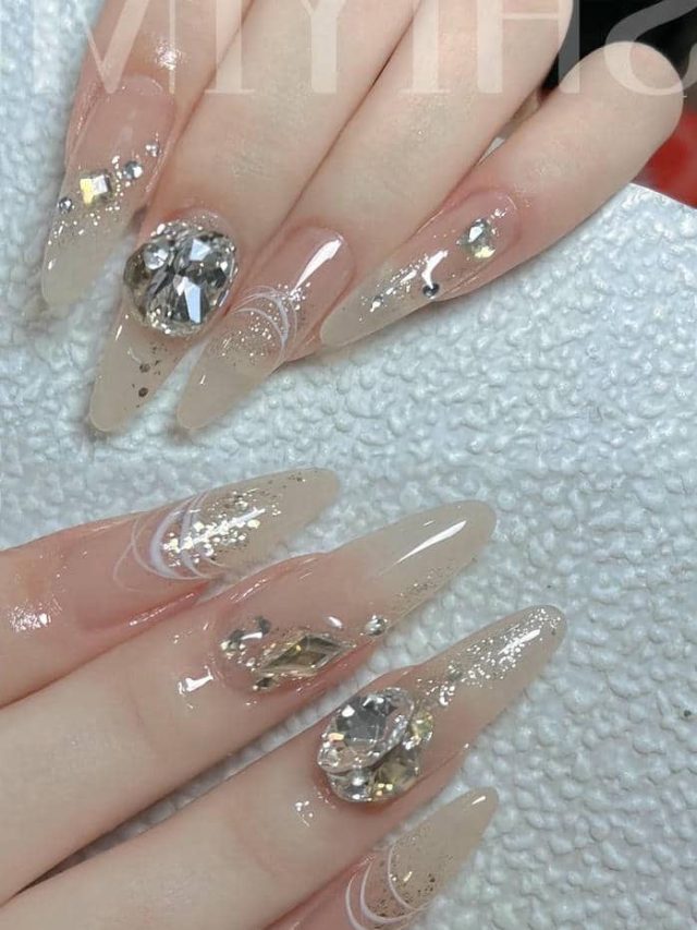 mẫu nail đẹp nail đính đá