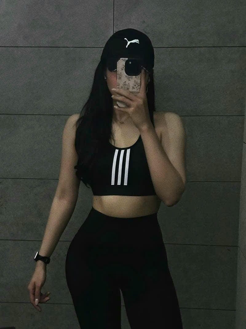 hình hot girl ngầu