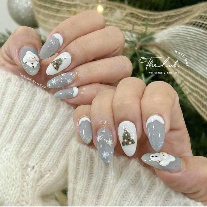 mẫu nail cây thông noel xinh xắn