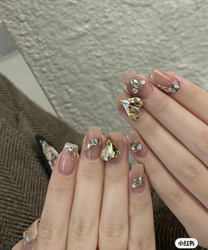 mẫu nail đẹp cho móng ngắn