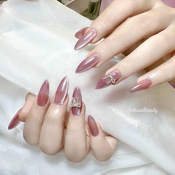 mẫu nail màu hồng