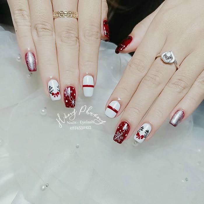 mẫu nail noel đỏ trắng đơn giản