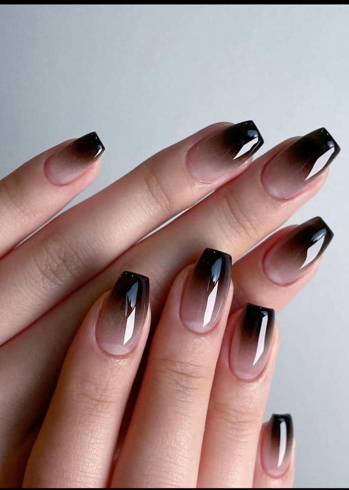 mẫu nail ombre đen