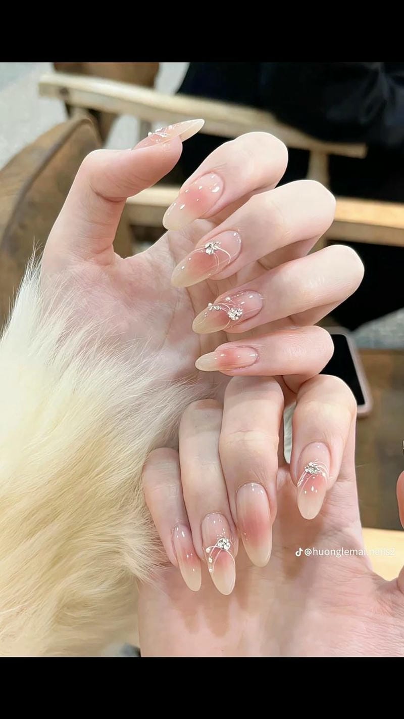 mẫu nail sơn thạch đẹp