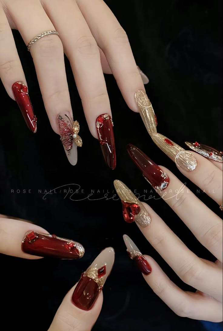 nail cô dâu màu đỏ đính đá