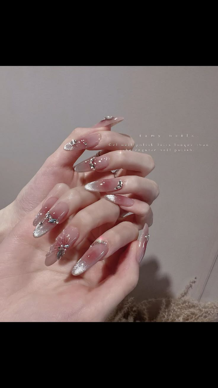 nail cô dâu móng ngắn