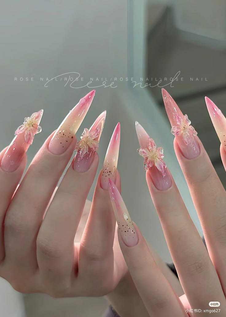 nail cô dâu móng nhọn đẹp