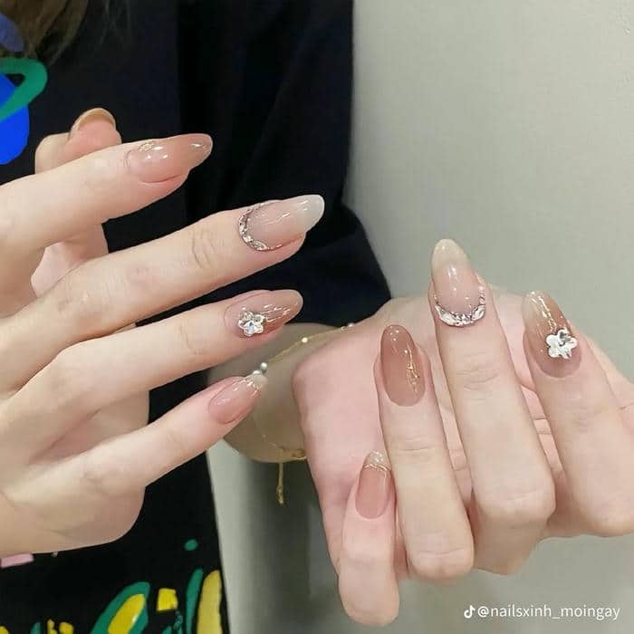 nail dễ thương cho móng ngắn