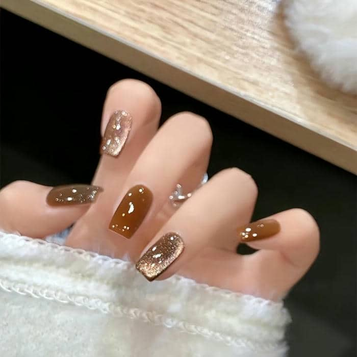 nail mắt mèo sáng tay