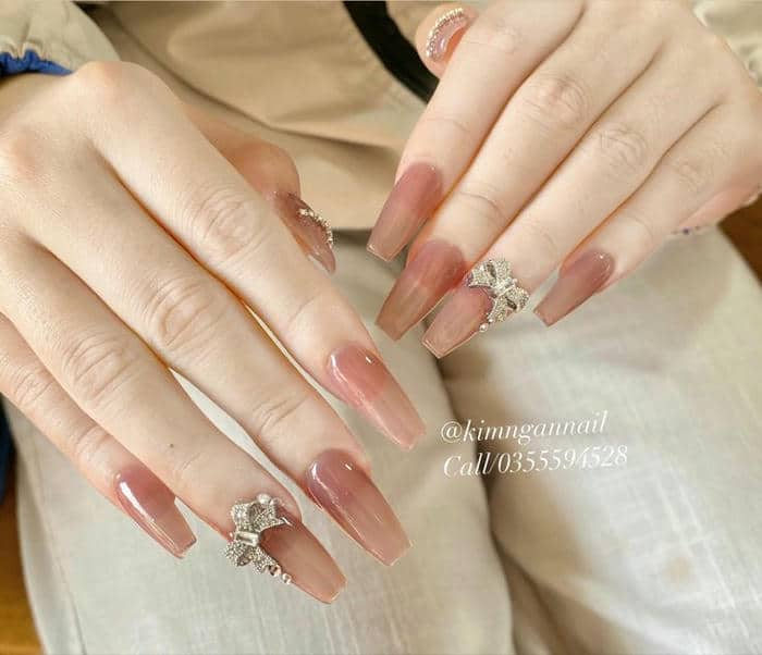 nail màu hồng thạch