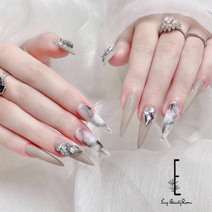 nail nhọn đơn giản, đẹp