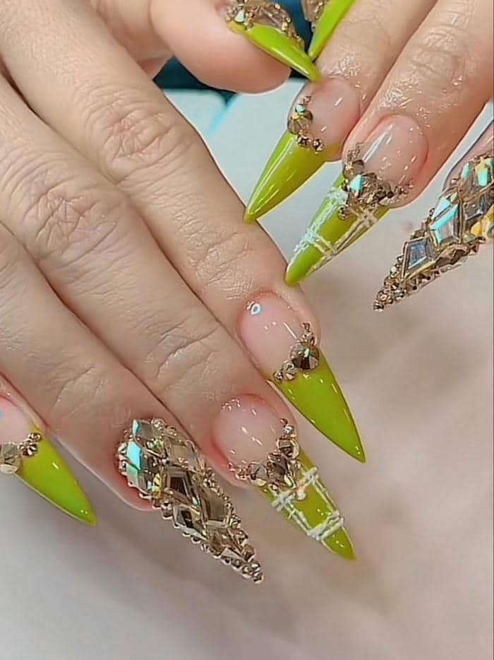 nail nhọn màu xanh neon