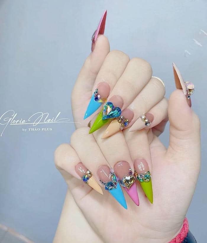 nail nhọn tone pastel