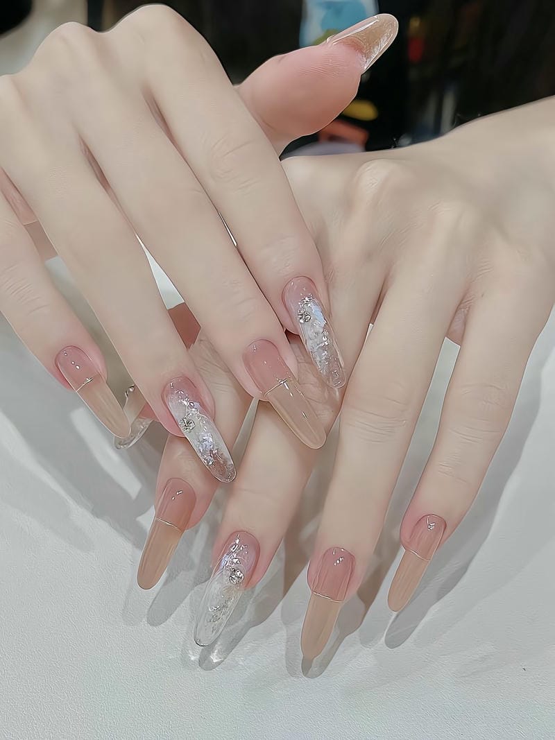 nail tết màu hồng thạch nhẹ nhàng