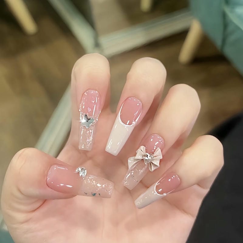 nail tết trắng