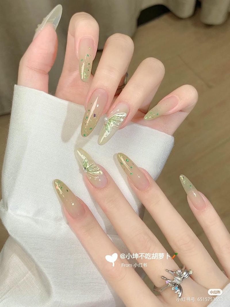 nail thạch màu xanh lá