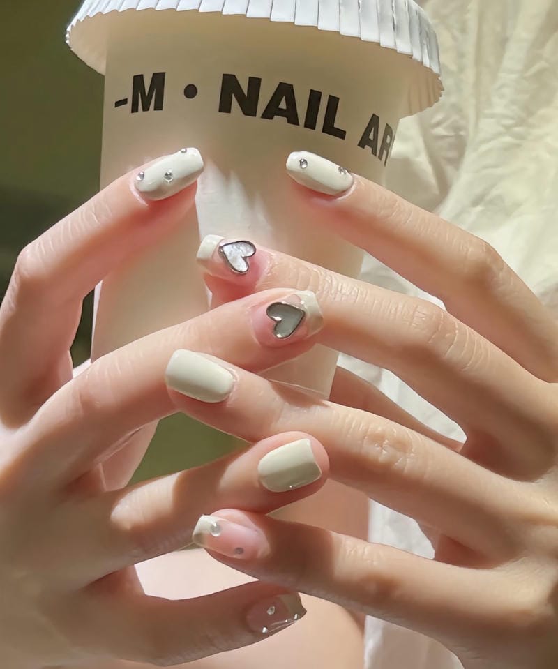 nail trắng sữa